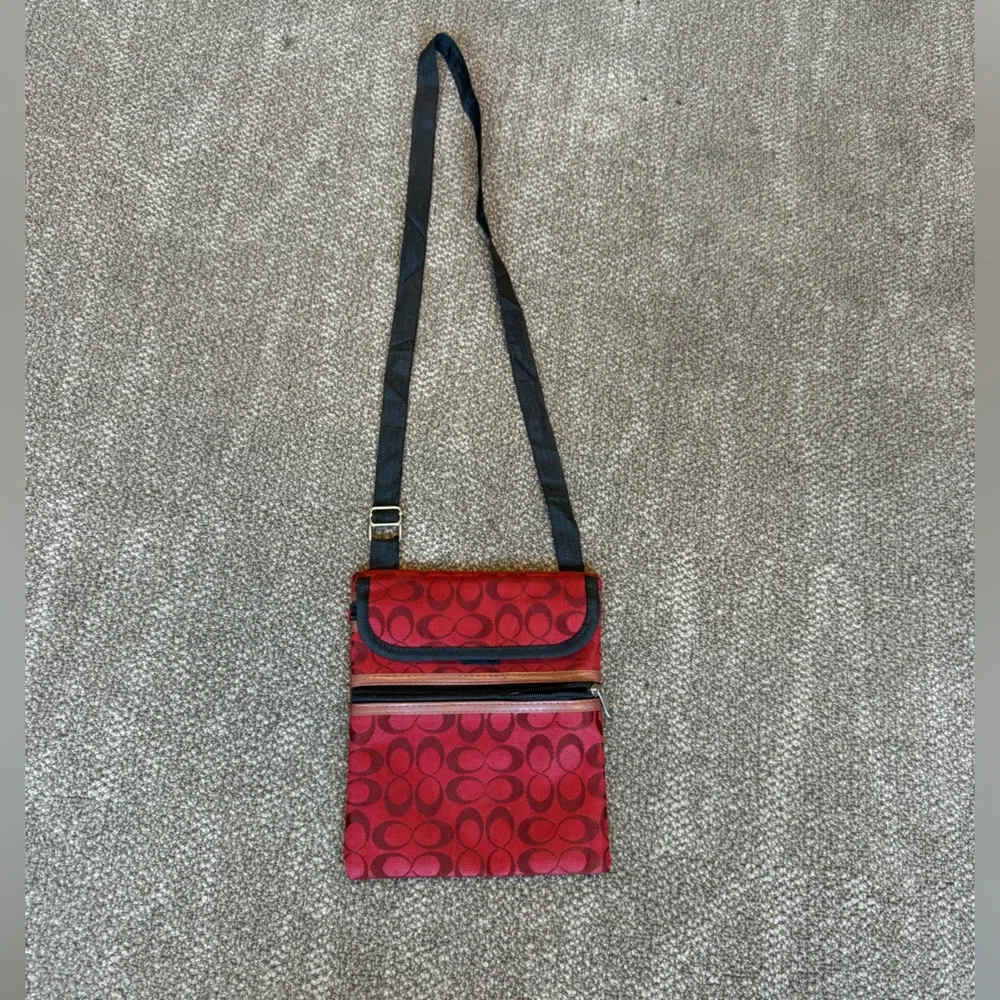 Vintage Coach Red and Black Crossbody Bag - Picture 2 of 11